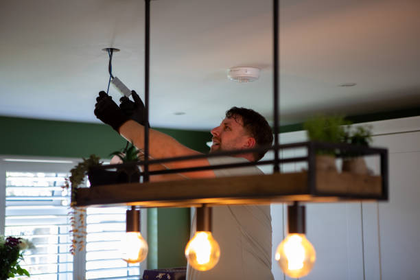 Best Affordable Emergency Electrician  in , IL